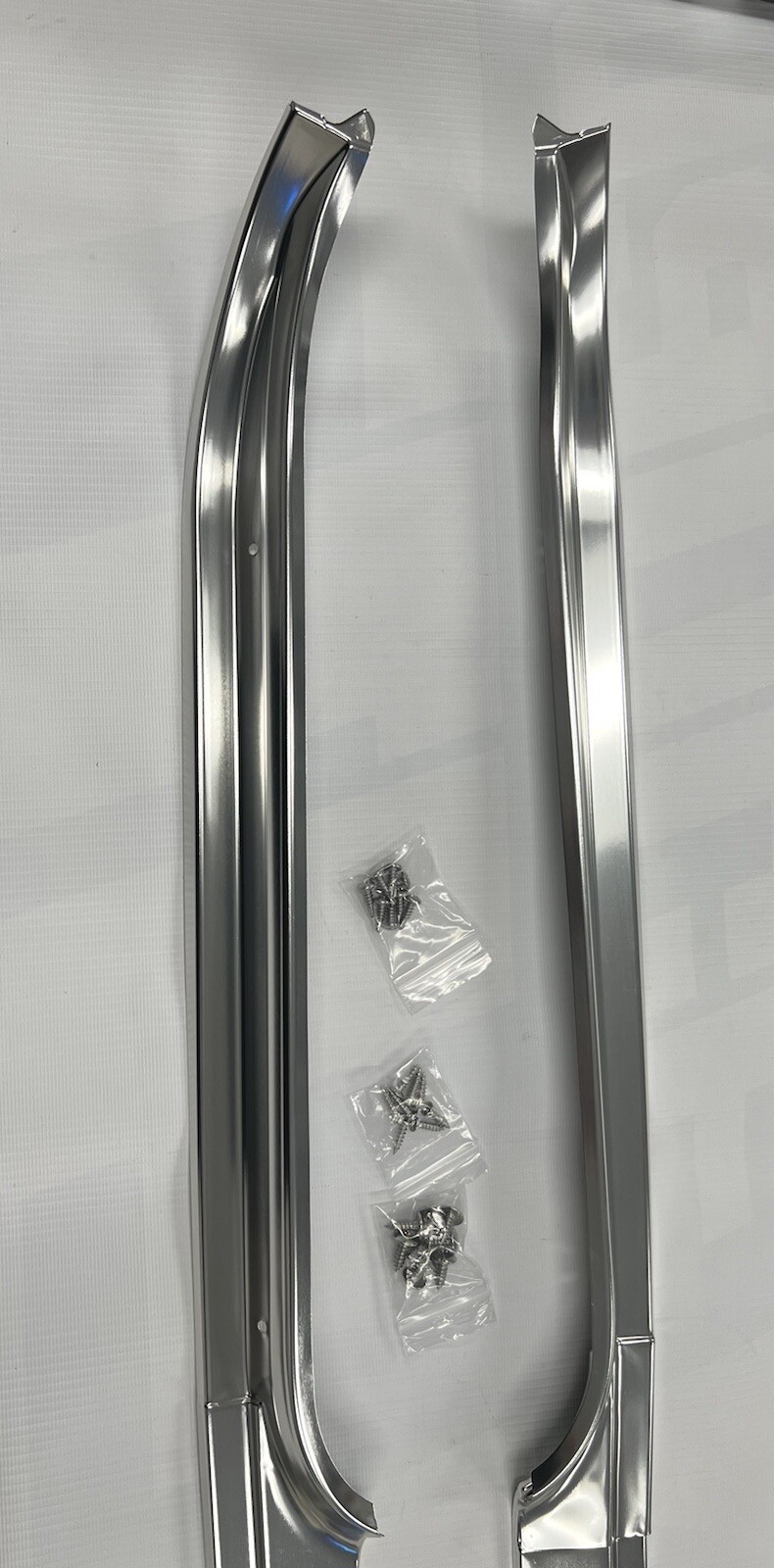 1973-1977 CHEVROLET GMC C10 C20 C30 G10 DOOR SILL TRIM KIT 4 PIECES NEW