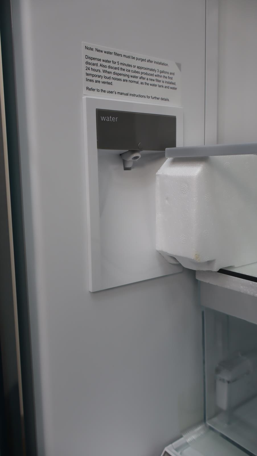 Thermador 36" 20.8 cu. ft Smart SS Masterpiece Series Refrigerator T36FT810NS