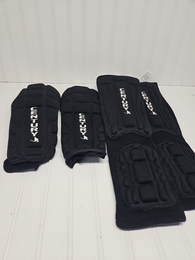 Century Sparring Guards Size Large
