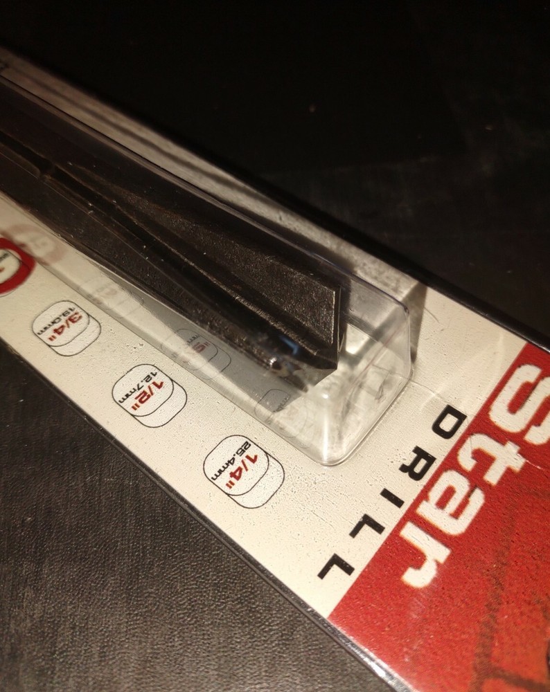 MAYHEW TOOLS : (1) 7 Pc chisel set, and (1) Star Drill (912-1)