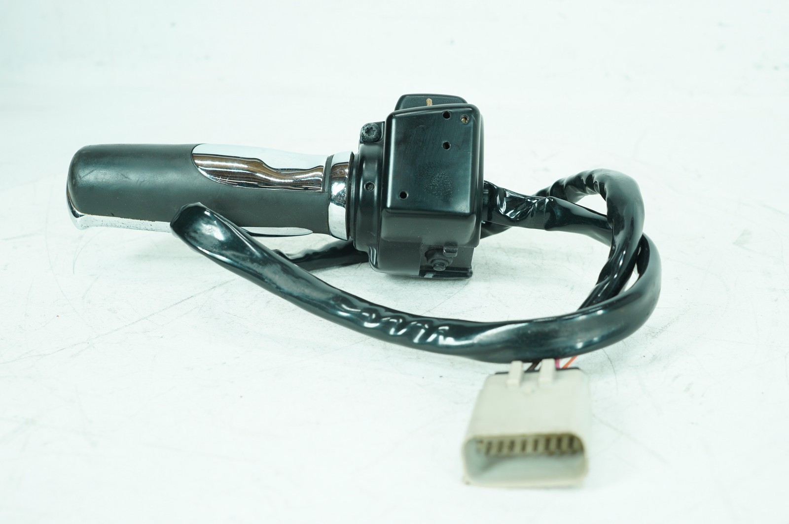 07 Harley Touring Street Glide OEM Left Turn Signal Headlight Switches Controls