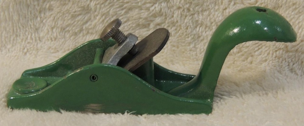 KUNZ Model 100 Green Squirrel Tail Plane