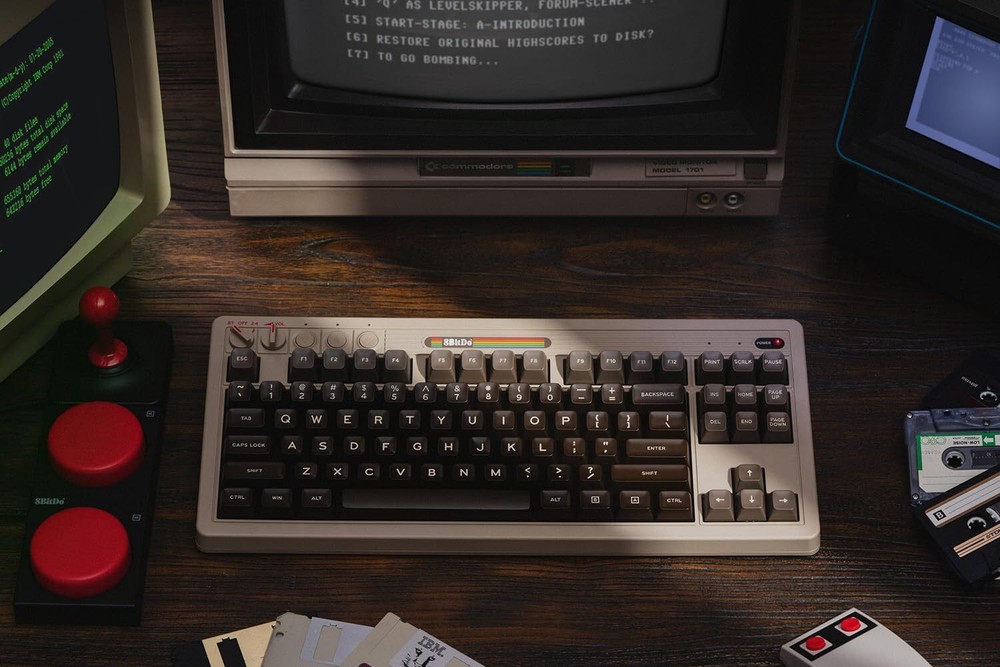 8Bitdo Retro Bluetooth Mechanical Gaming Keyboard, Programmable - C64 Edition