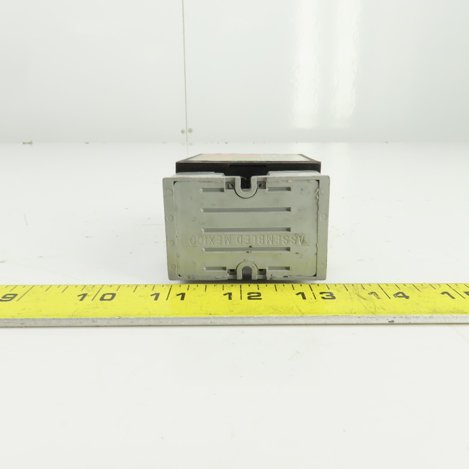 Entrelec TRDU12D2 SSAC Multi-Mode Time Delay Relay 12VDC 0201X W/Base