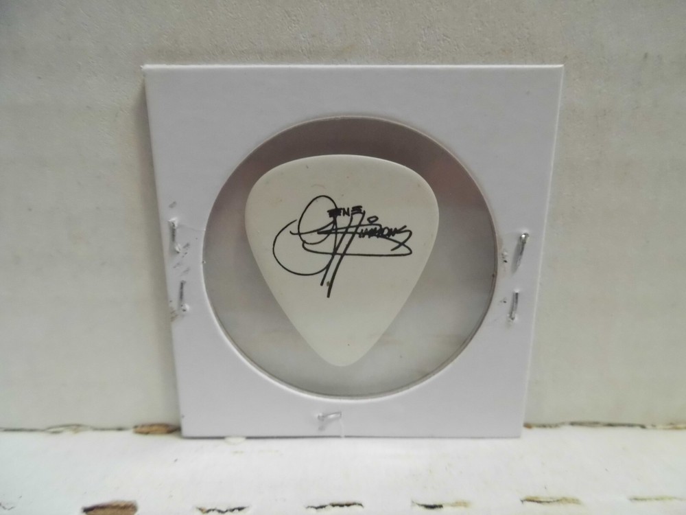 KISS "GENE SIMMONS" GUITAR PICK~ READ DESCRIPTION (1/14)