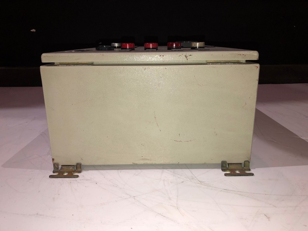 Deutz TD 226 B6 Generator , Generator Instrument Control Panel