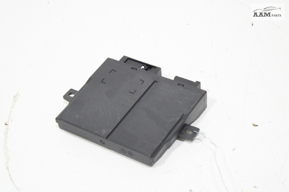 2018-2024 FREIGHTLINER CASCADIA FRONT RIGHT DOOR COMPUTER CONTROL MODULE OEM