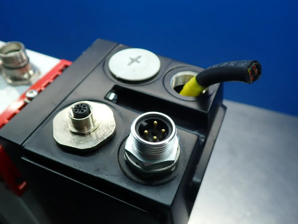 SEW SERVODRIVE PHC21A-A075M1-E31A-00 MOVIPRO DRIVE AND APPLICATION CONTROLLE