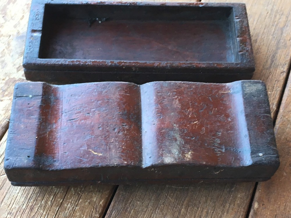 ANTIQUE OIL WET STONE KNIFE SHARPING
