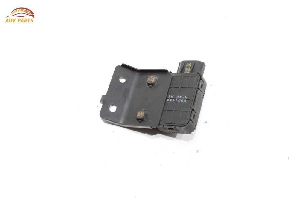2017 - 2022 GENESIS G90 AMBIENT AIR QUALITY SENSOR & BRACKET OEM