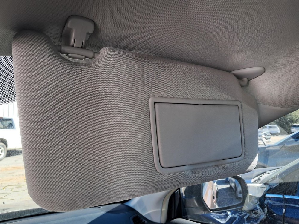 LEGACY 2013 Glove Box 4856119