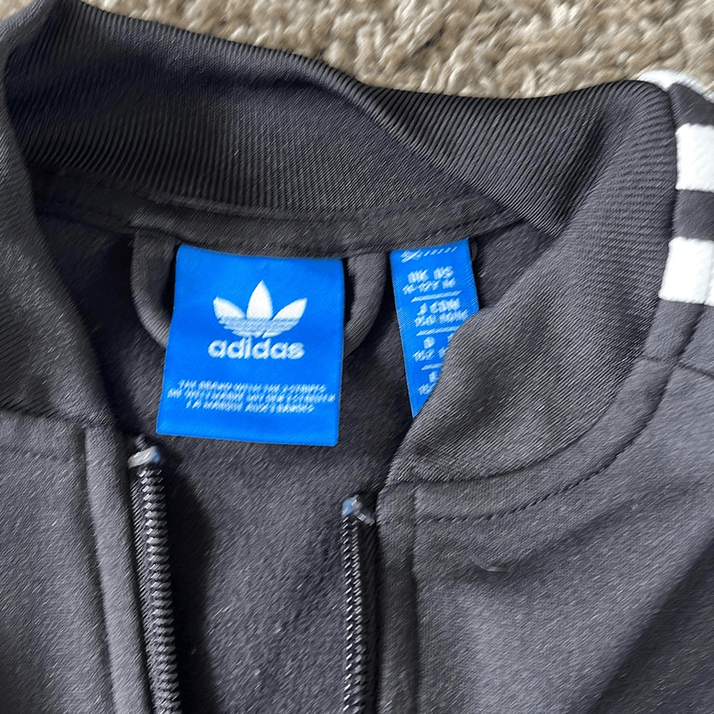 Adidas boys stripe jacket and Shorts size medium 11/12