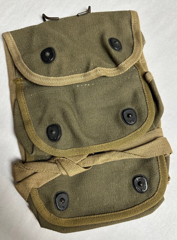 US GI  3 POCKET KHAKI POUCH UNMARKED.