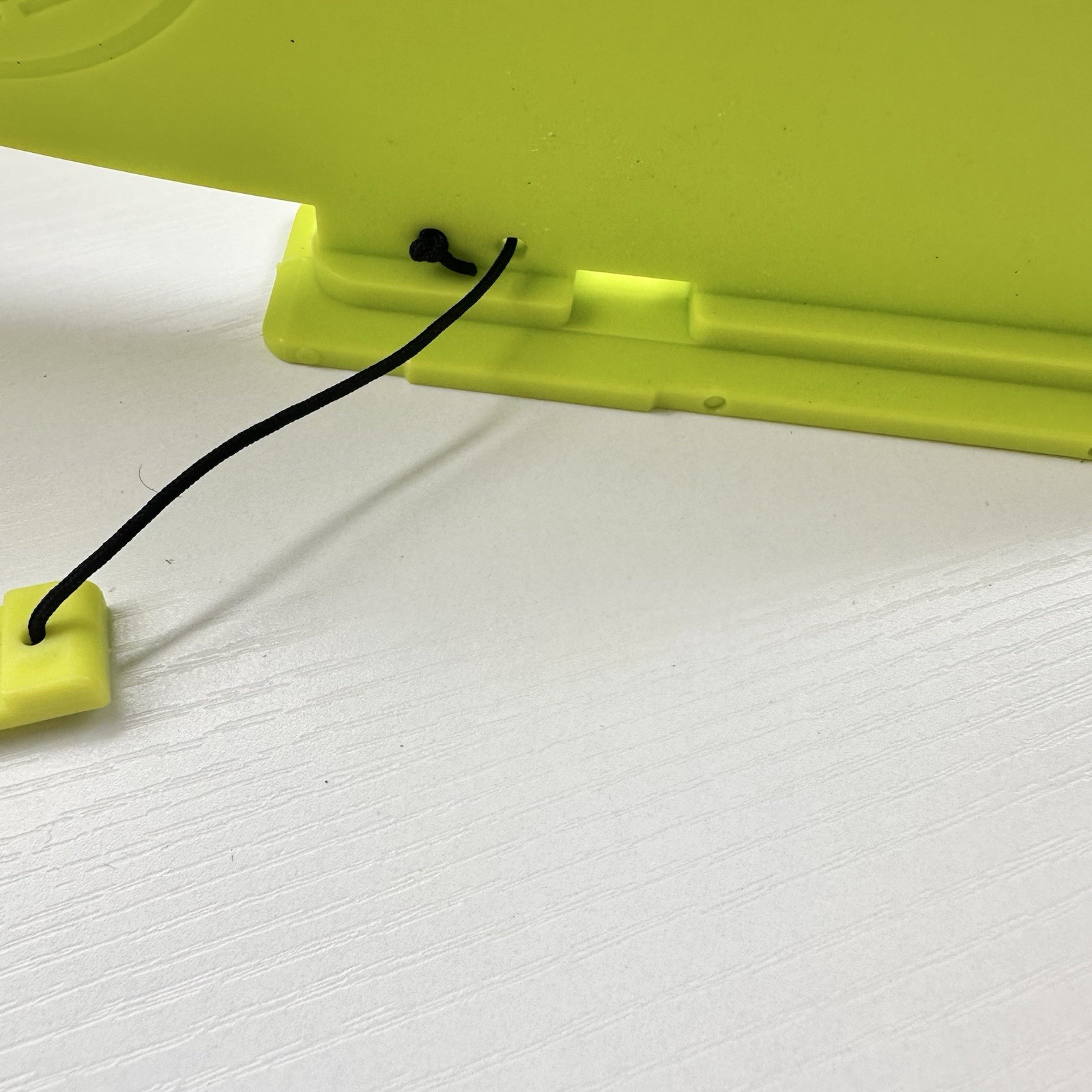 Body Glove Neon Yellow-Green Removable Center Fin for Inflatable SUP Paddleboard