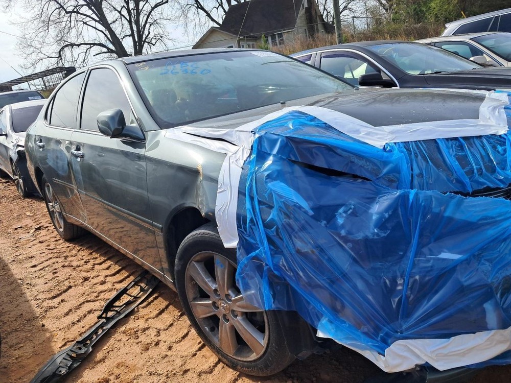 ES330     2005 Glove Box 5012744