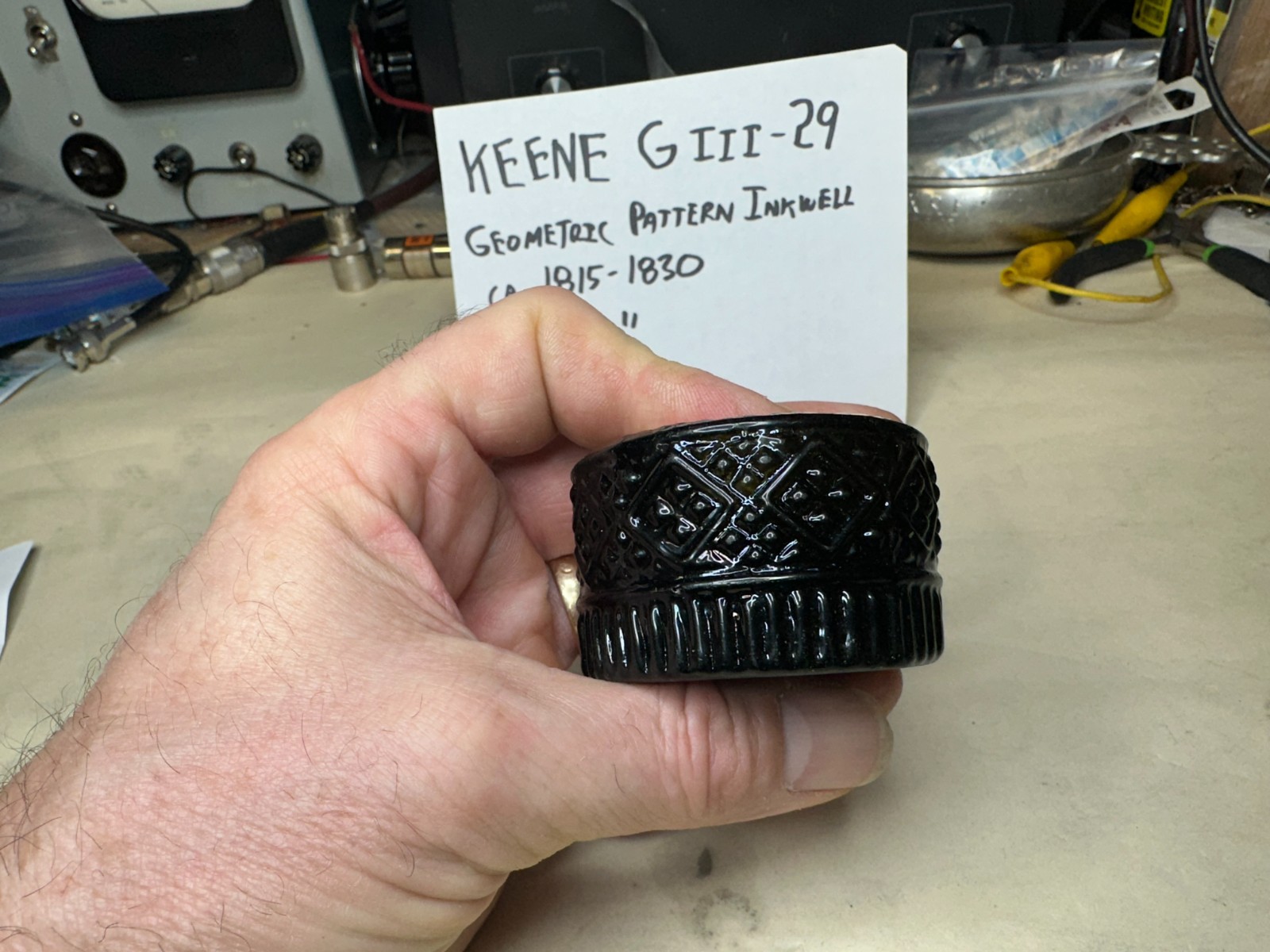 Keene GIII-29 3 Mold Geometric Pattern Inkwell! 1815-1830-ish. Olive Green.