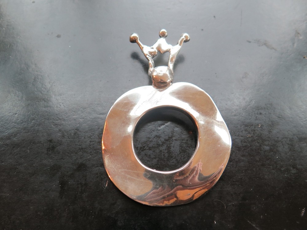 Silver Modern Napkin Ring with Crown Motif