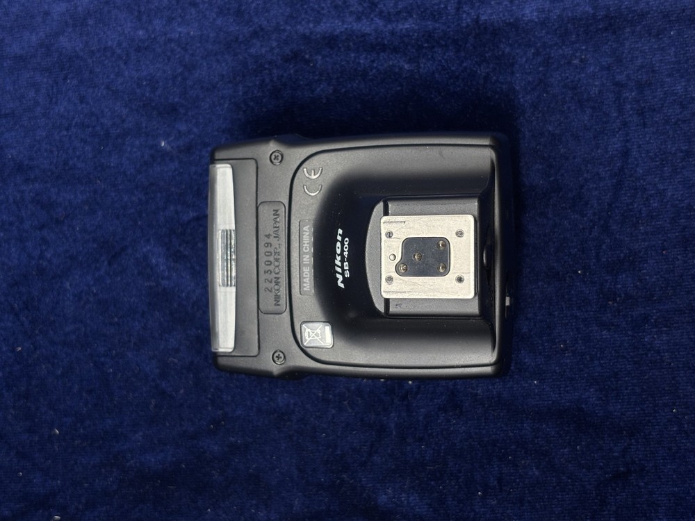 Nikon Speedlight SB-400