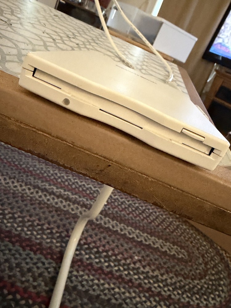 SMART DISK Model FDUSB-TM2 3.5" external Floppy Disk. Selling As Is.