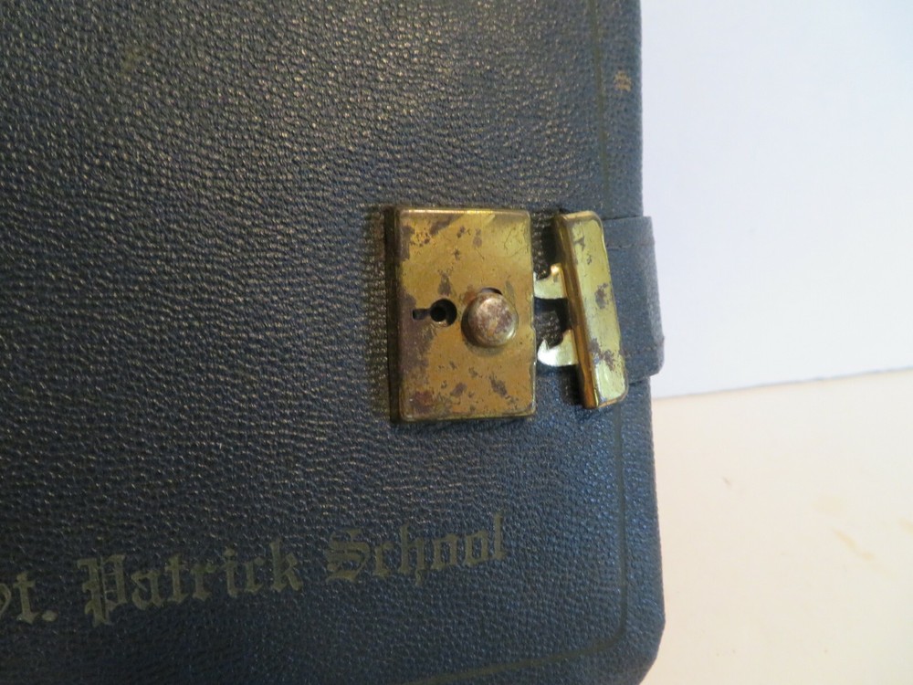 1947 SAINT PATRICK SCHOOL AUTOGRAPH BOOK, BROOKLYN, NEW YORK