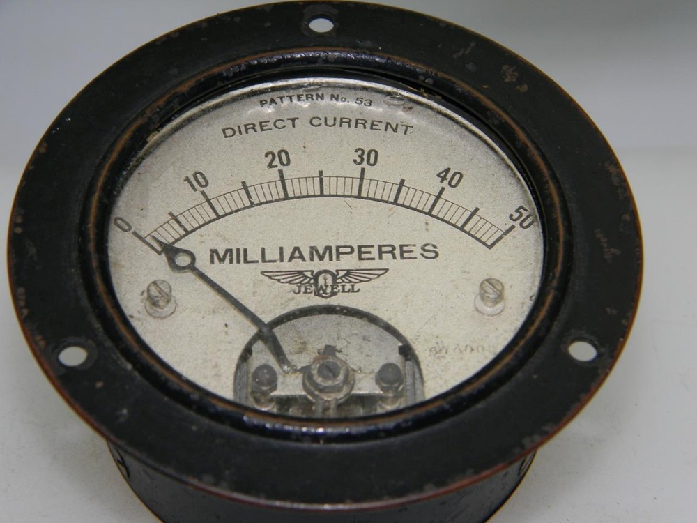 Jewell Electronics Direct Current Milliamperes Meter 3 5/16" Face 1 9/16"D BG29