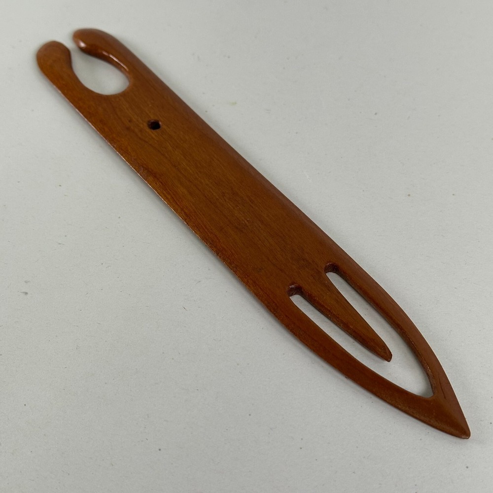 Ridgeway Wooden 8" Fishing Net Scuttle