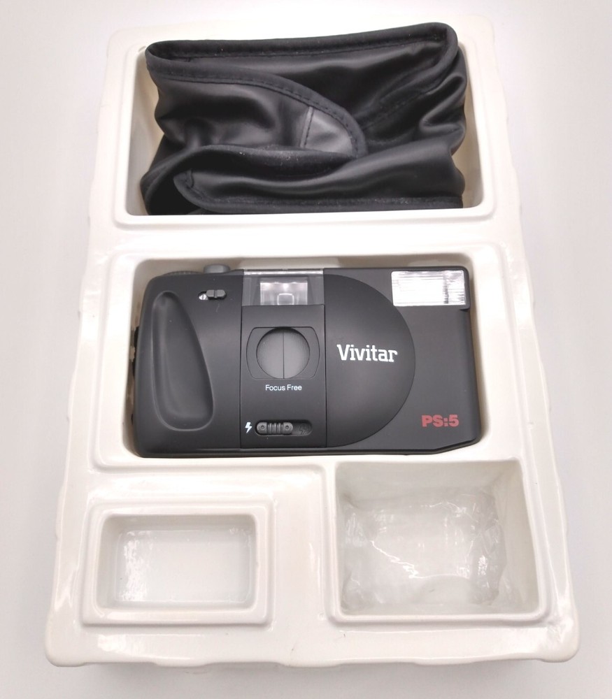 Vivitar 1990 35mm Point And Shoot Camera with Soft Case, Manual, Box UNTESTED