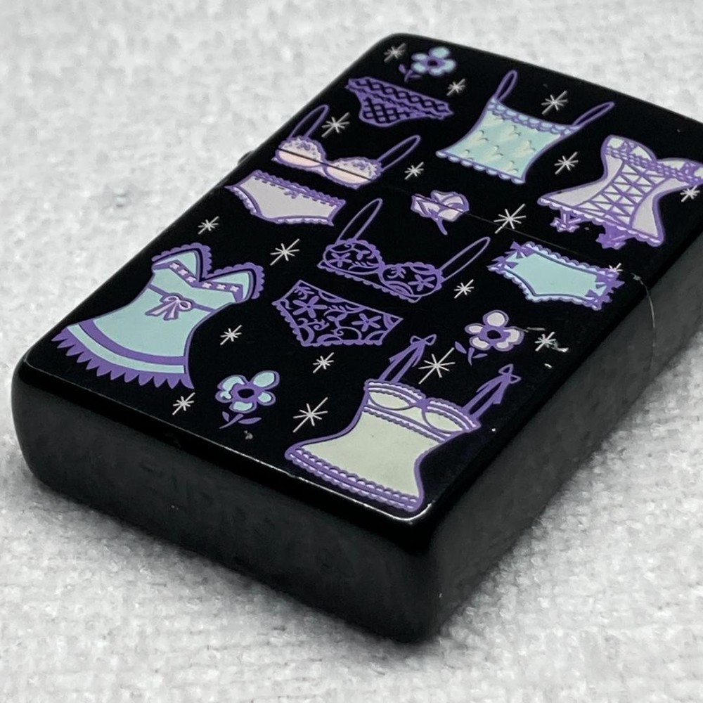 ZIPPO lighter, lingerie pattern, black, made in 2006