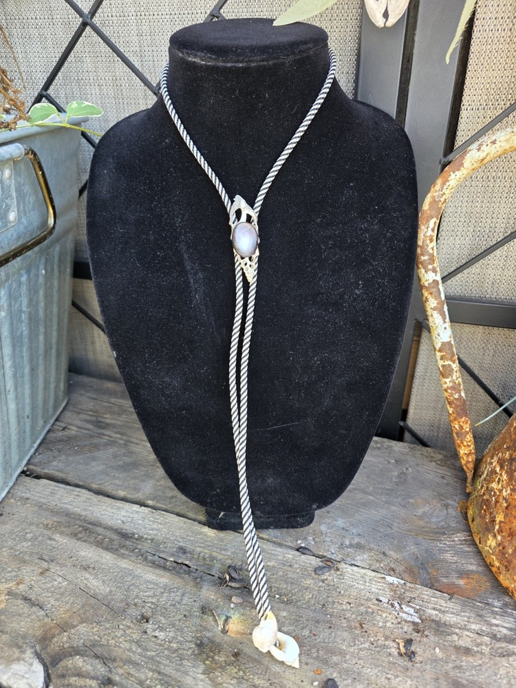 Bolo Tie. . Lavander Stone. Shells. 34"