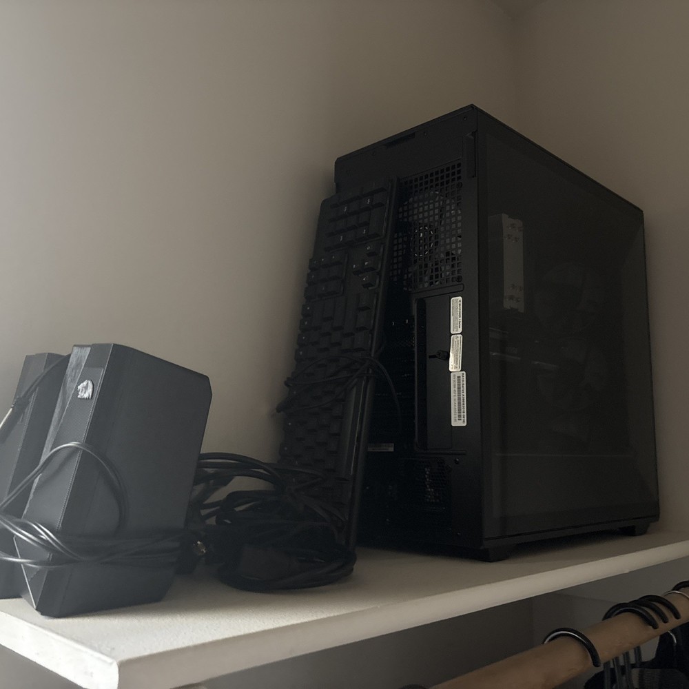 PC + Monitor
