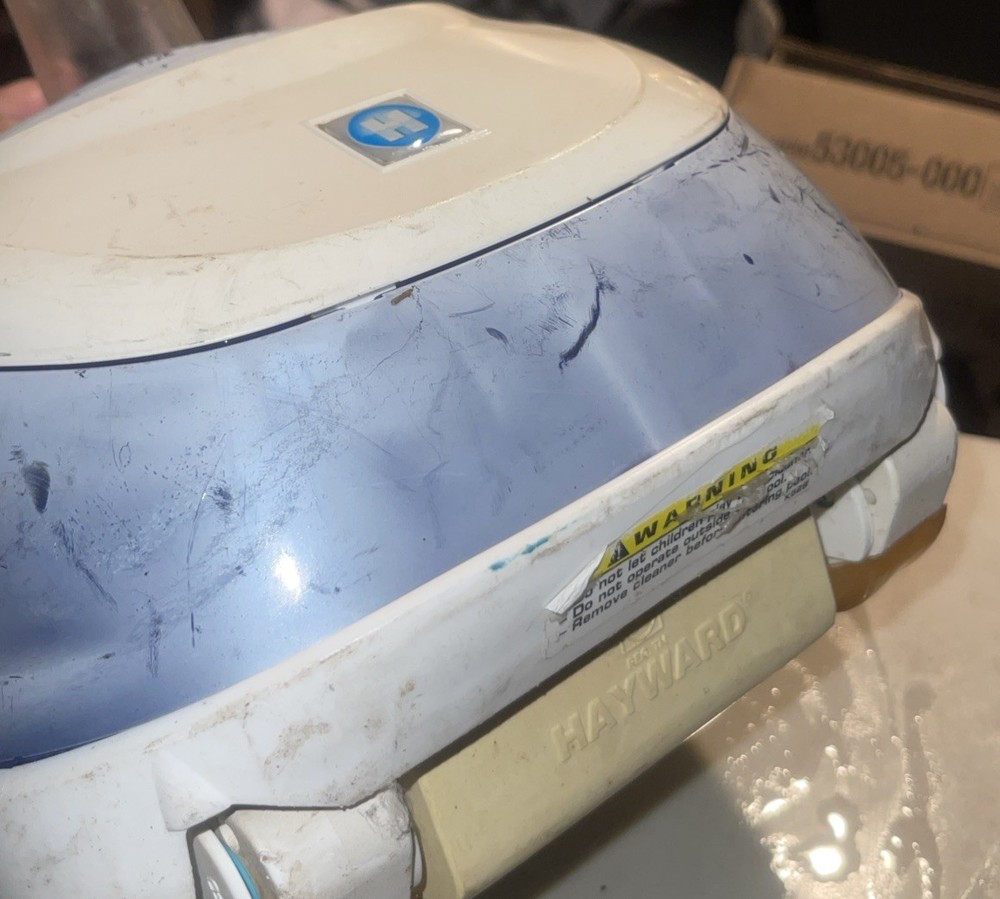 Hayward W3925ADC Navigator Pro Automatic Suction Pool Cleaner