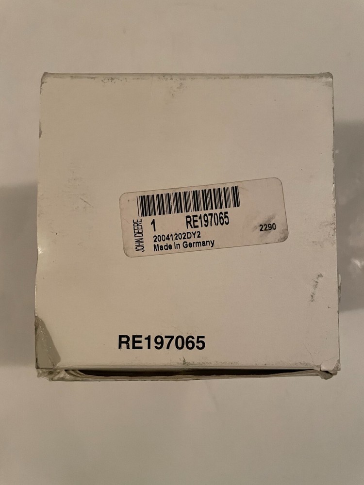 OEM John Deere Original Equipment Filter Element - RE197065