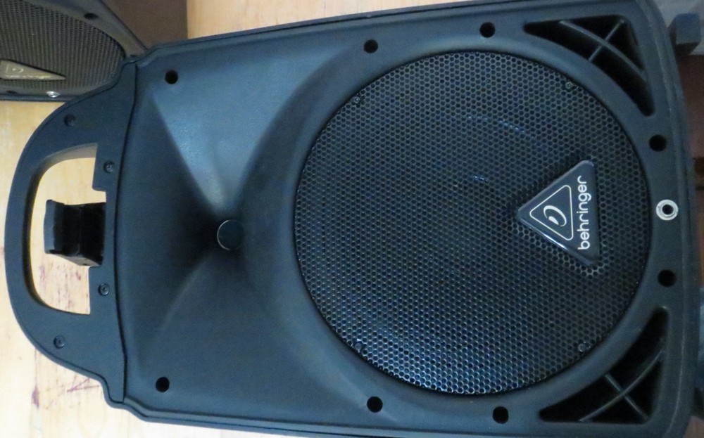 Behringer EUROPORT Speakers