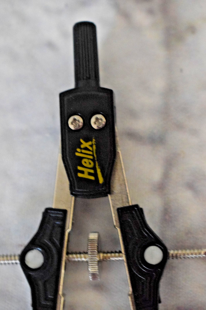 Vintage Helix Bow Compass Drafting Tool Precision Drawing Set w/ Case & Extra Le