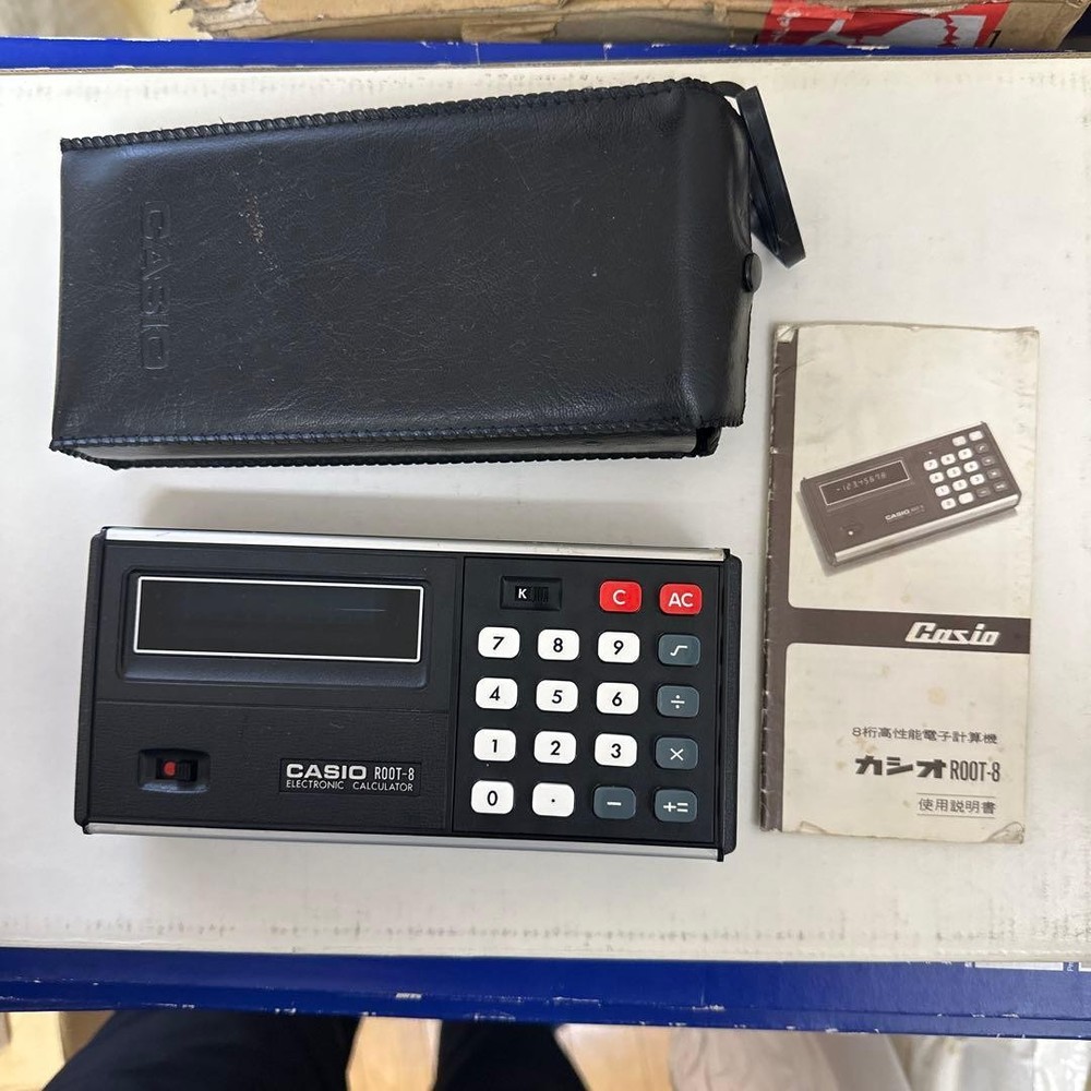 CASIO ROOT-8 electronic calculator with case #998742