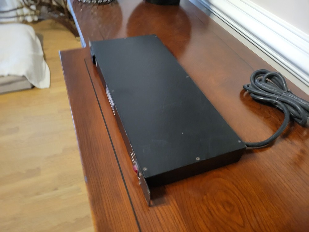 CABLETRONIX CT-PCHRM9 POWER CENTER ! D