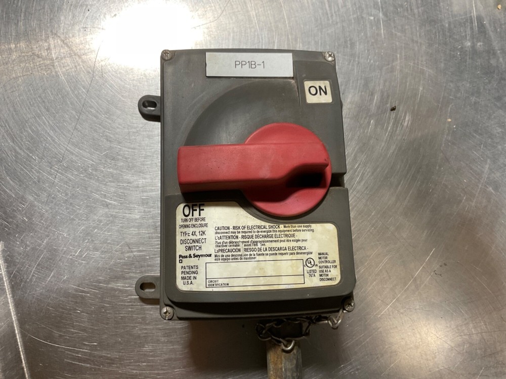 Pass & Seymour Type 4X, 12K Disconnect Switch Used