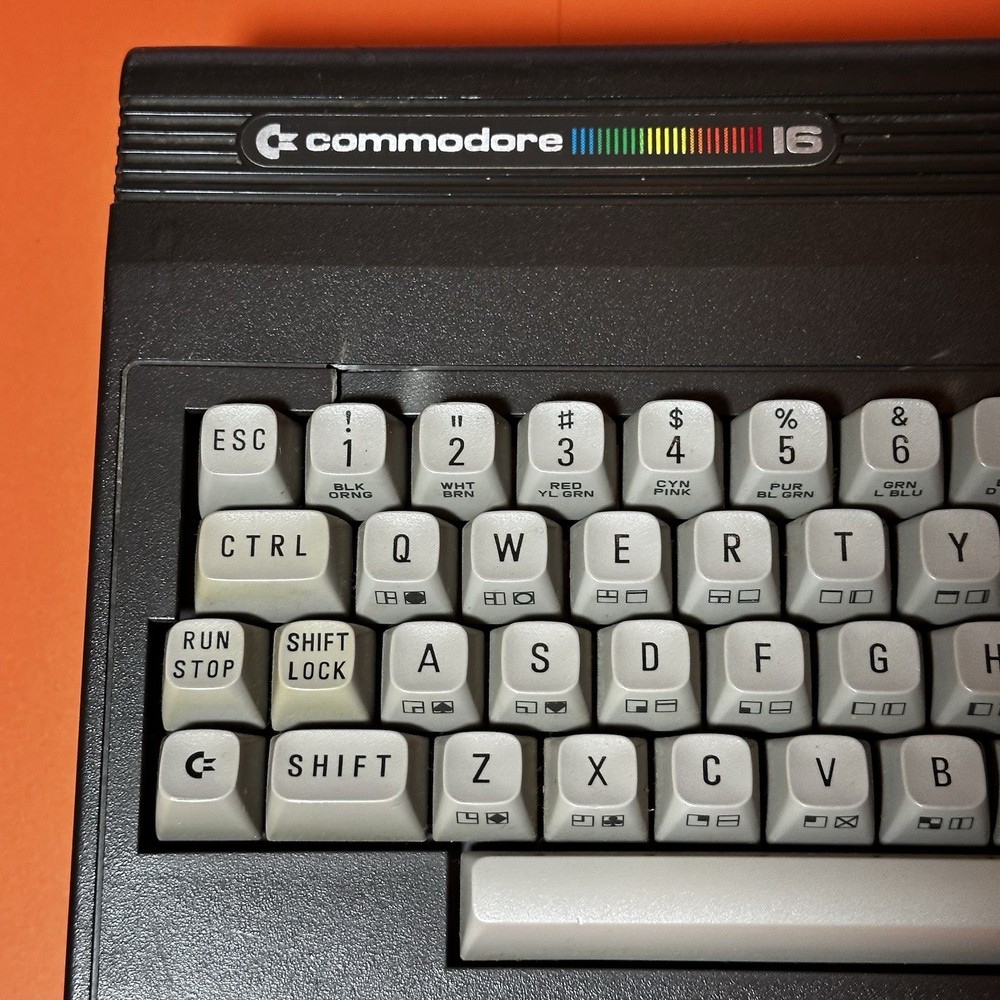 Commodore 16 C16 Bundle, Datasette & Power supply - Working