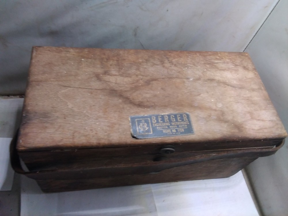 Berger Engineering Level Vintage Tool