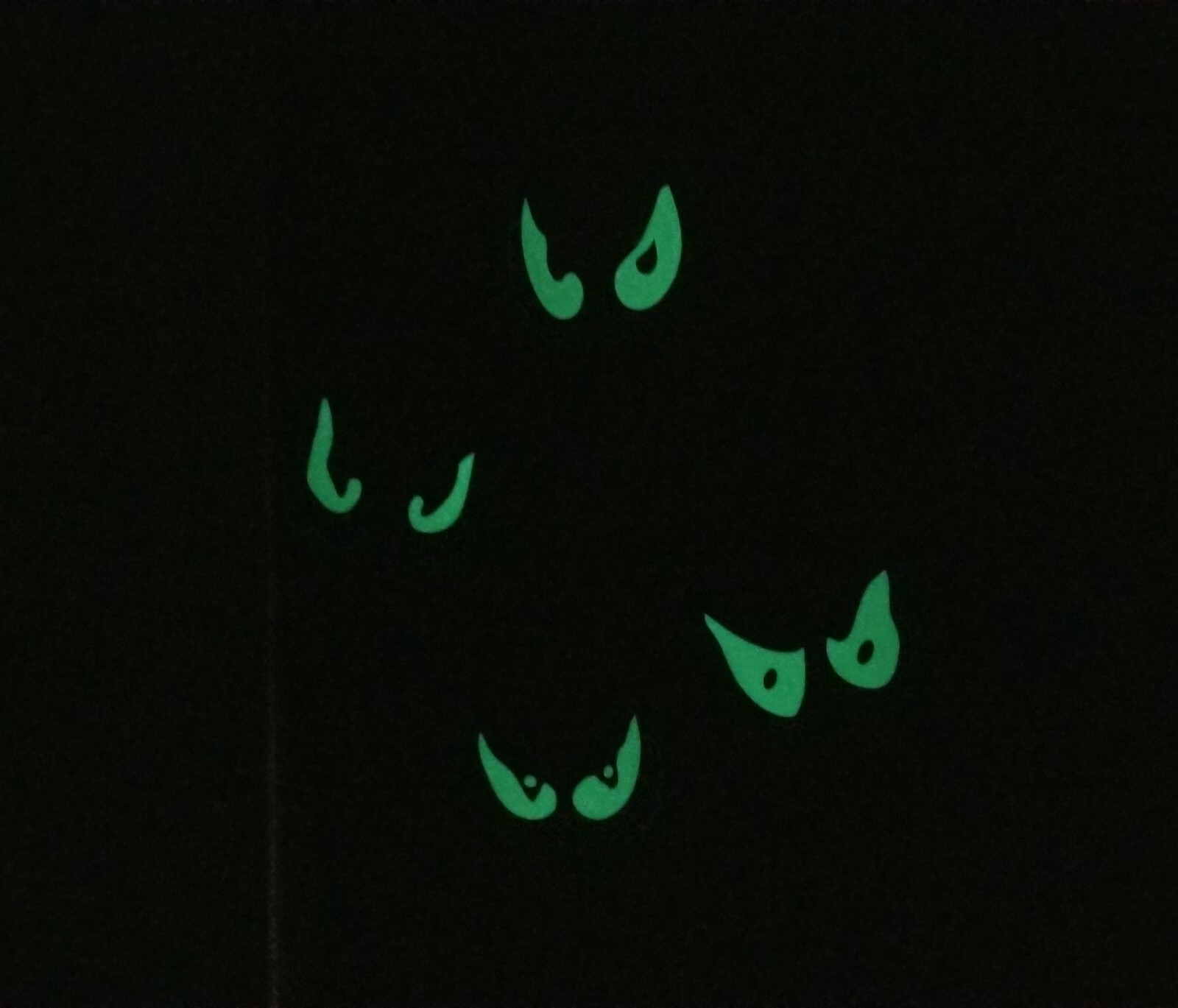 Haunted Mansion Ride Inspired Glow in the Dark Eyes Prop - Set of 4
