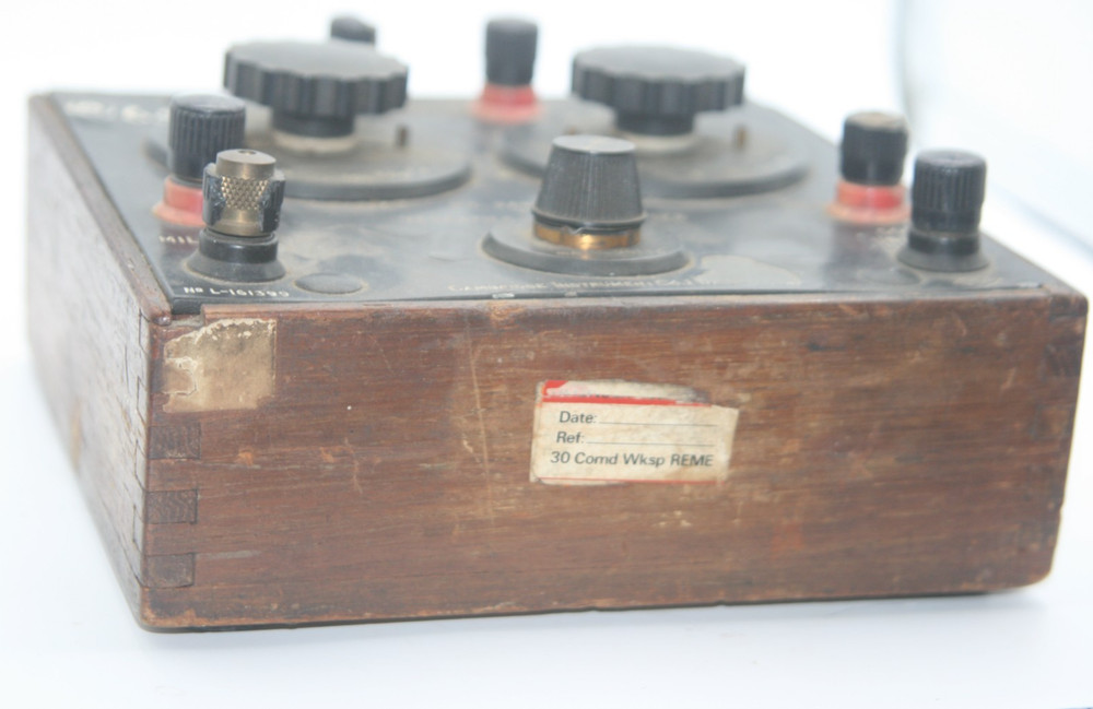 Vintage Cambridge Instrument DC Range Box For Versatile Galvanometer