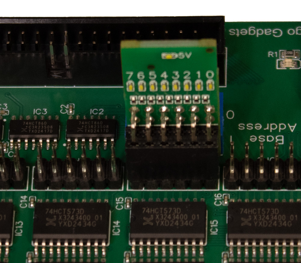 Output Status Visualizer for TRS-80 Model I Digital I/O Board