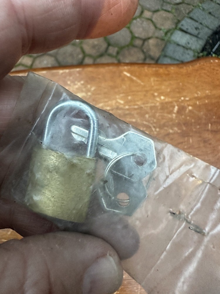NOS Mini Padlock Padlock New In Pkg W/ Keys