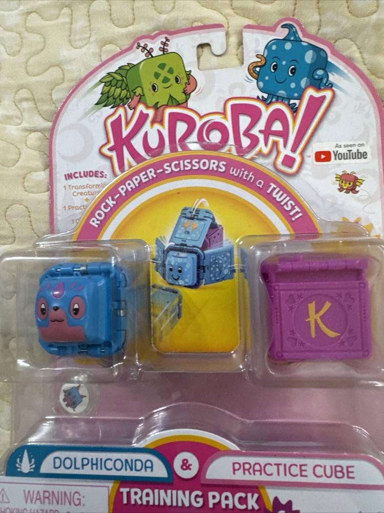 Kuroba Dolphiconda vs Training Cube Collectible Battle Pack