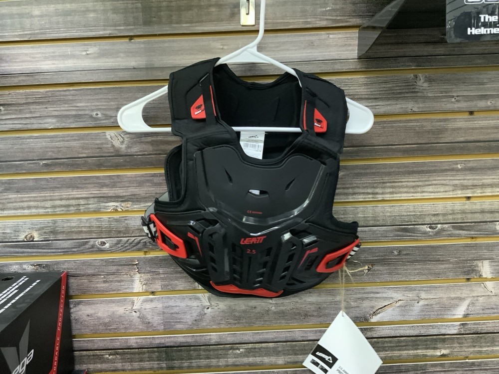 Leatt Chest Protector 2.5 JR - Black/Red - S/M Junior