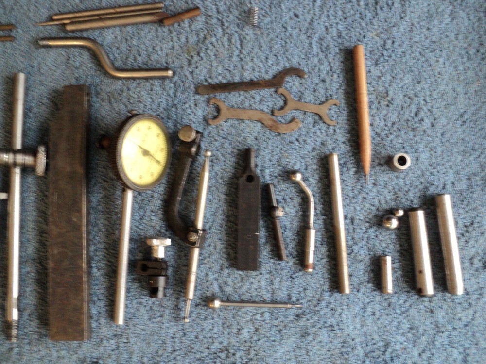 ANTIQUE DIAL INDICATOR SET IN VERY COOL CASE