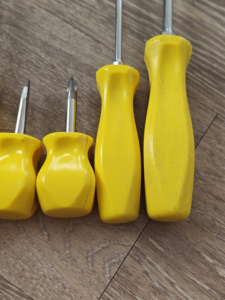 Snap On Tools USA 8pc Yellow Hard Handle Screwdriver Set Phillips Flat