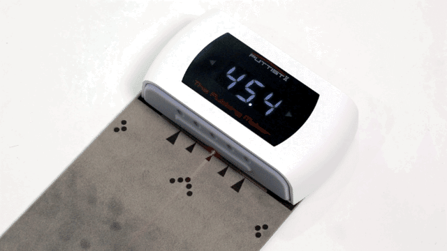 PUTTIST II Newest Digital Putting Trainer (20 Meter / 60 feet / Rechargeable )