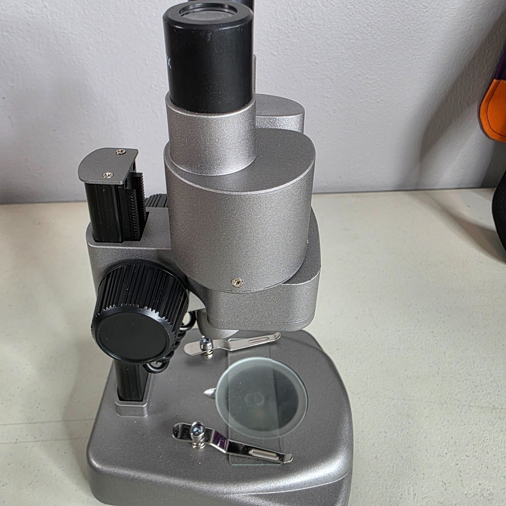 National Geographic Dual Microscope 9" STEM Slide Set Educational Science Tool