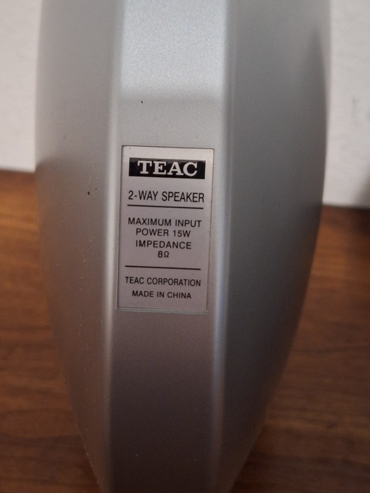 TEAC Two Way Speakers. TESTED. WORKS.
